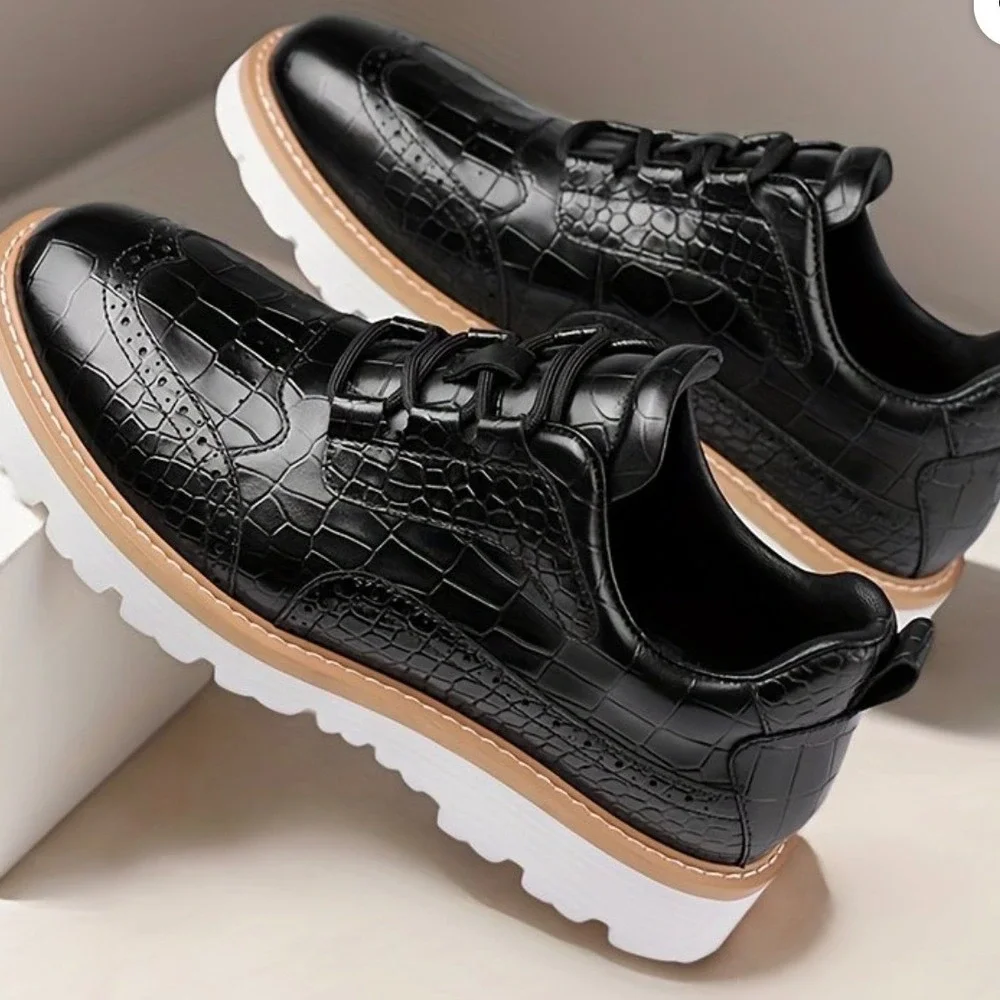 Mens Black Crocodile Embossed Wingtip Brogue Lug Sole Dress Shoes 9.5 60818